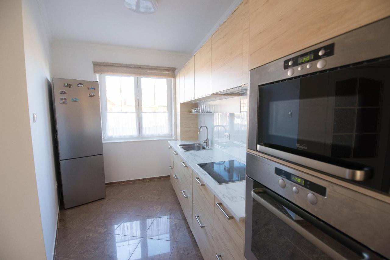K33 Appartement Tiszaújváros Buitenkant foto